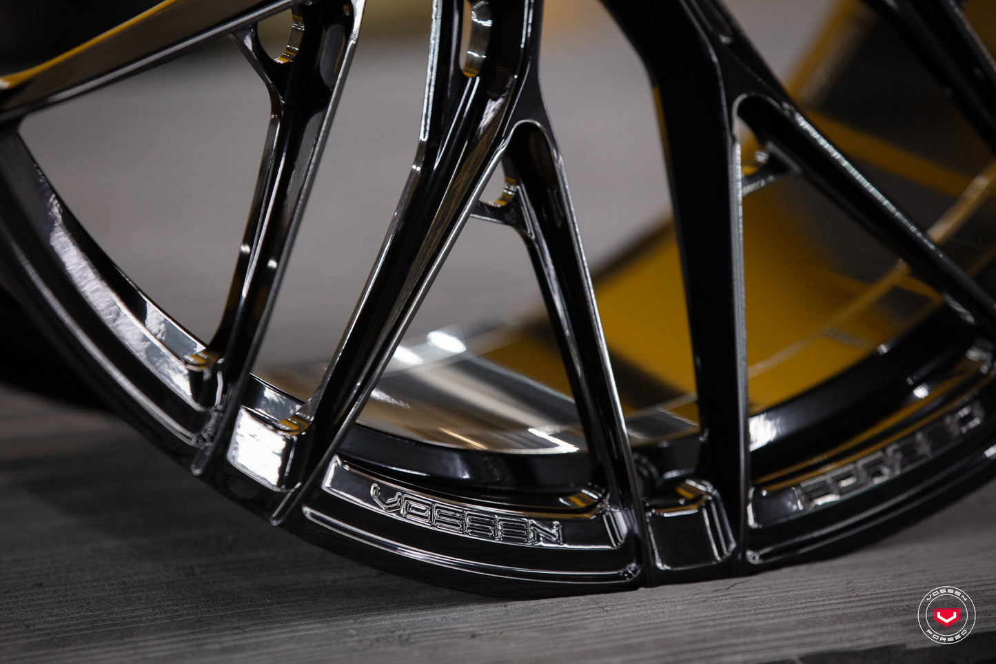 Vossen Forged S21-02 in Gloss Black - Fits Corvette Z06
